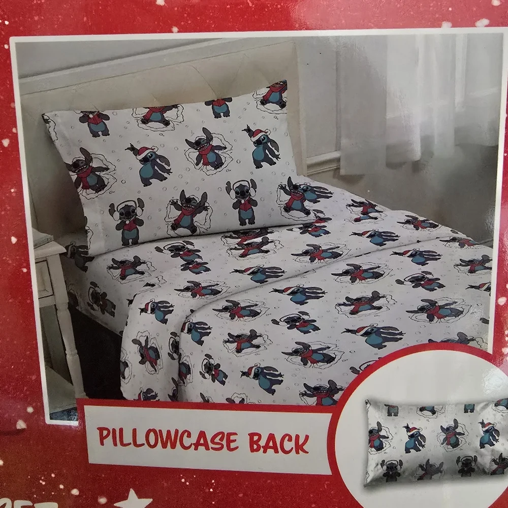 NWT Lilo & Stitch Holiday Twin Sheets